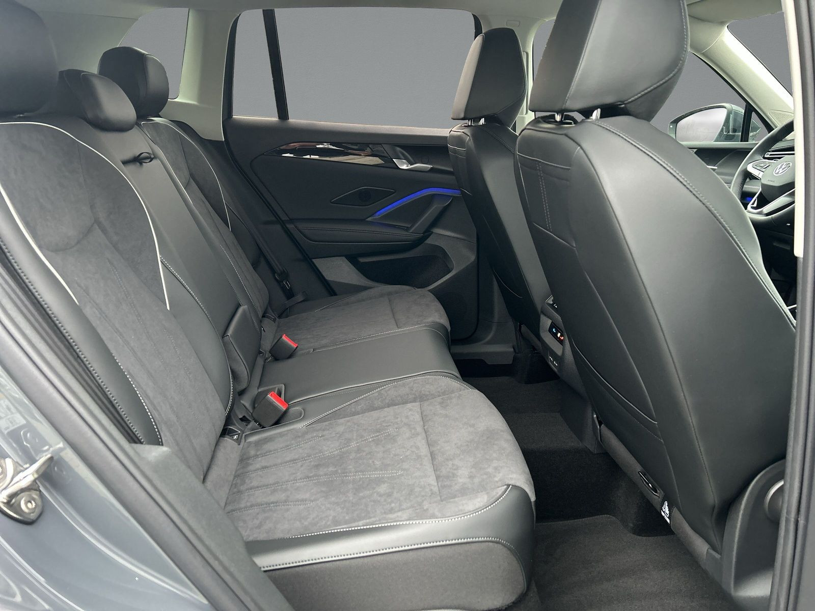 Volkswagen - Tiguan_12