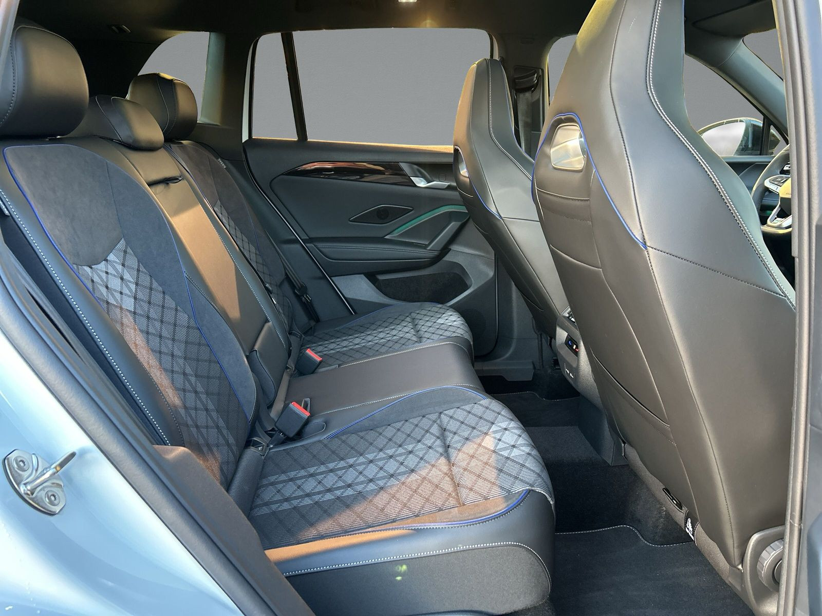 Volkswagen - Tiguan_14