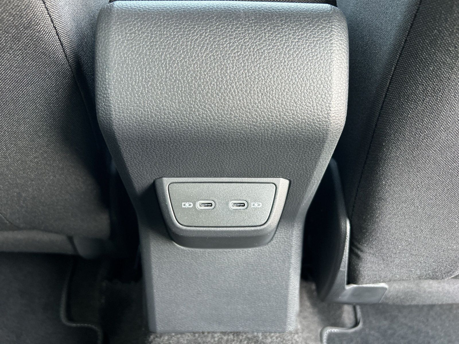 Volkswagen - Polo_24