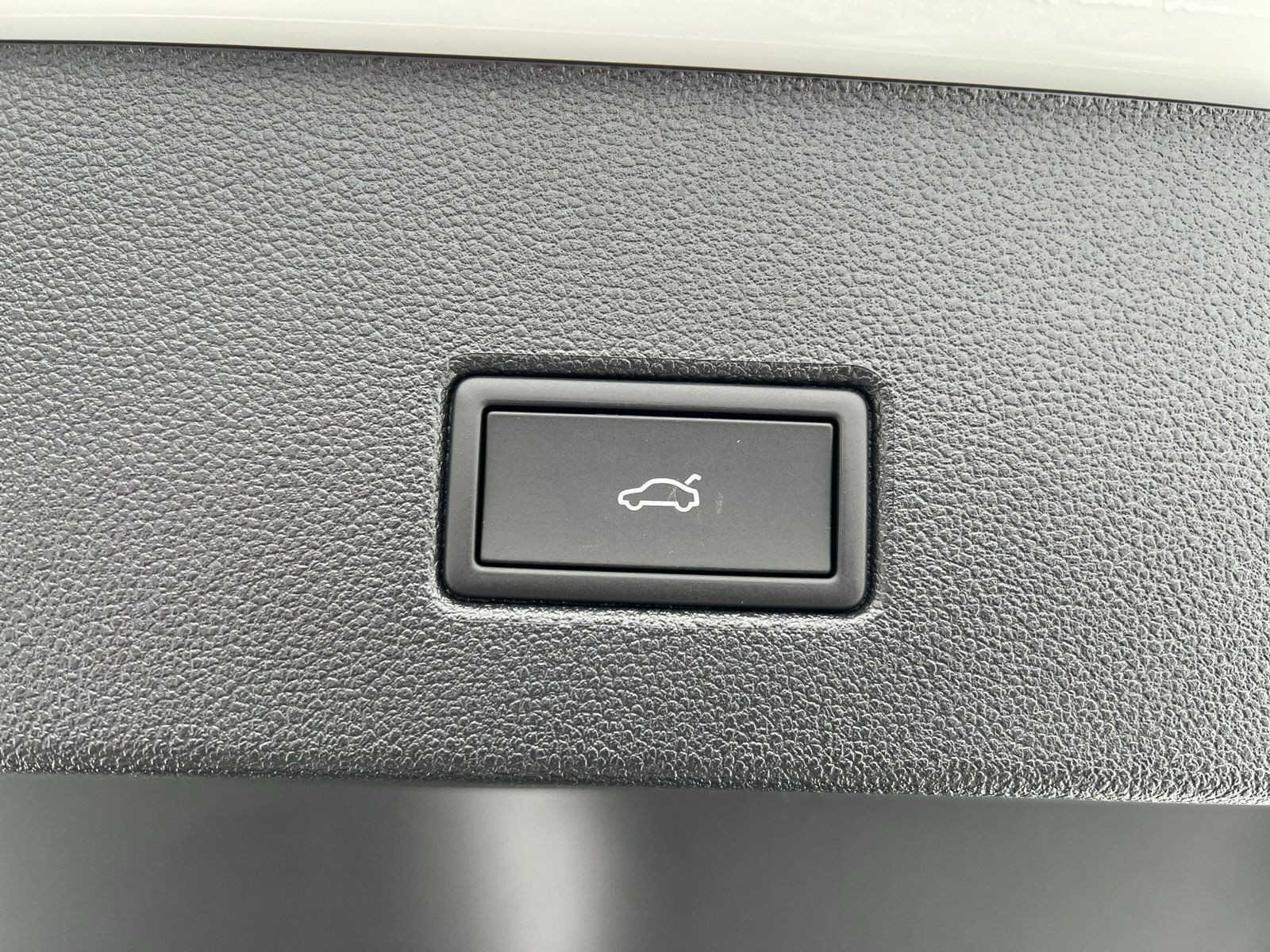 Volkswagen - T-Roc_24