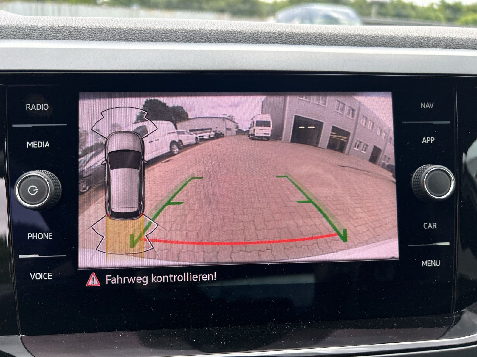 Volkswagen - Polo_24