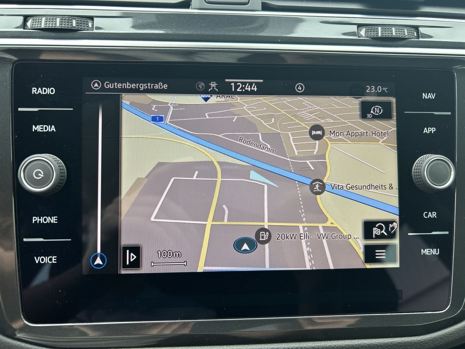 Volkswagen - Tiguan_19