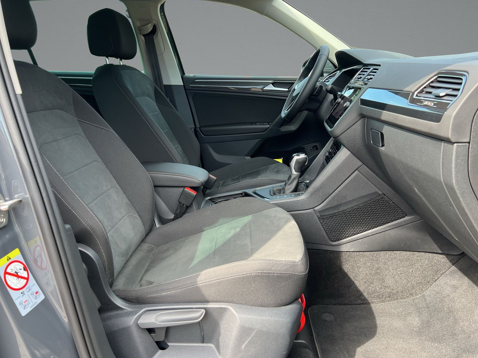 Volkswagen - Tiguan_12