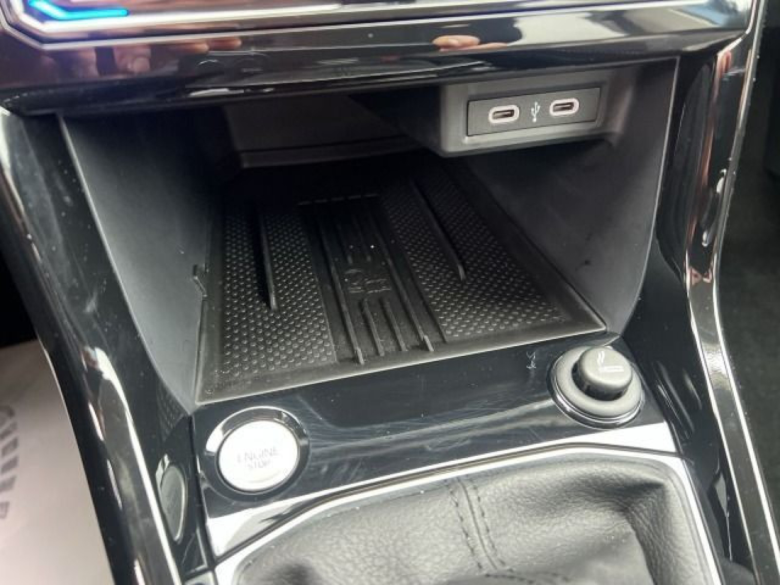 Volkswagen - T-Cross_36