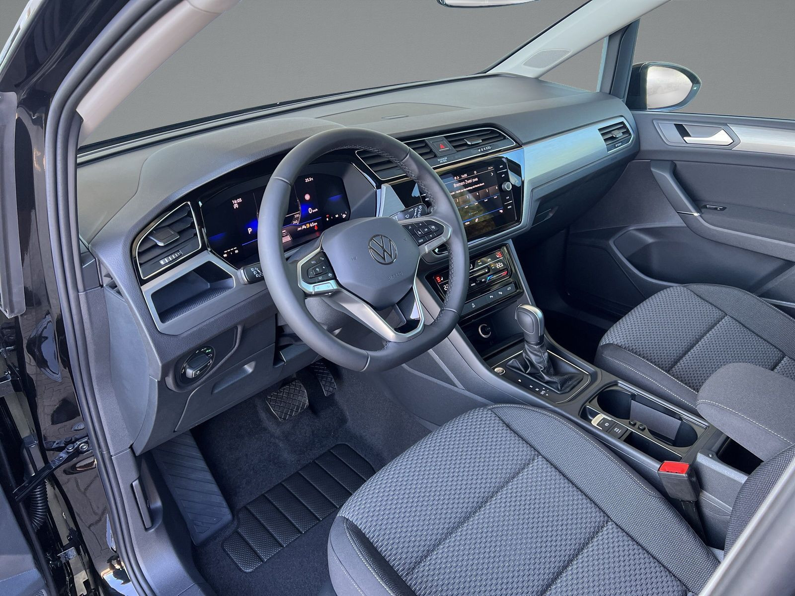 Volkswagen - Touran_8