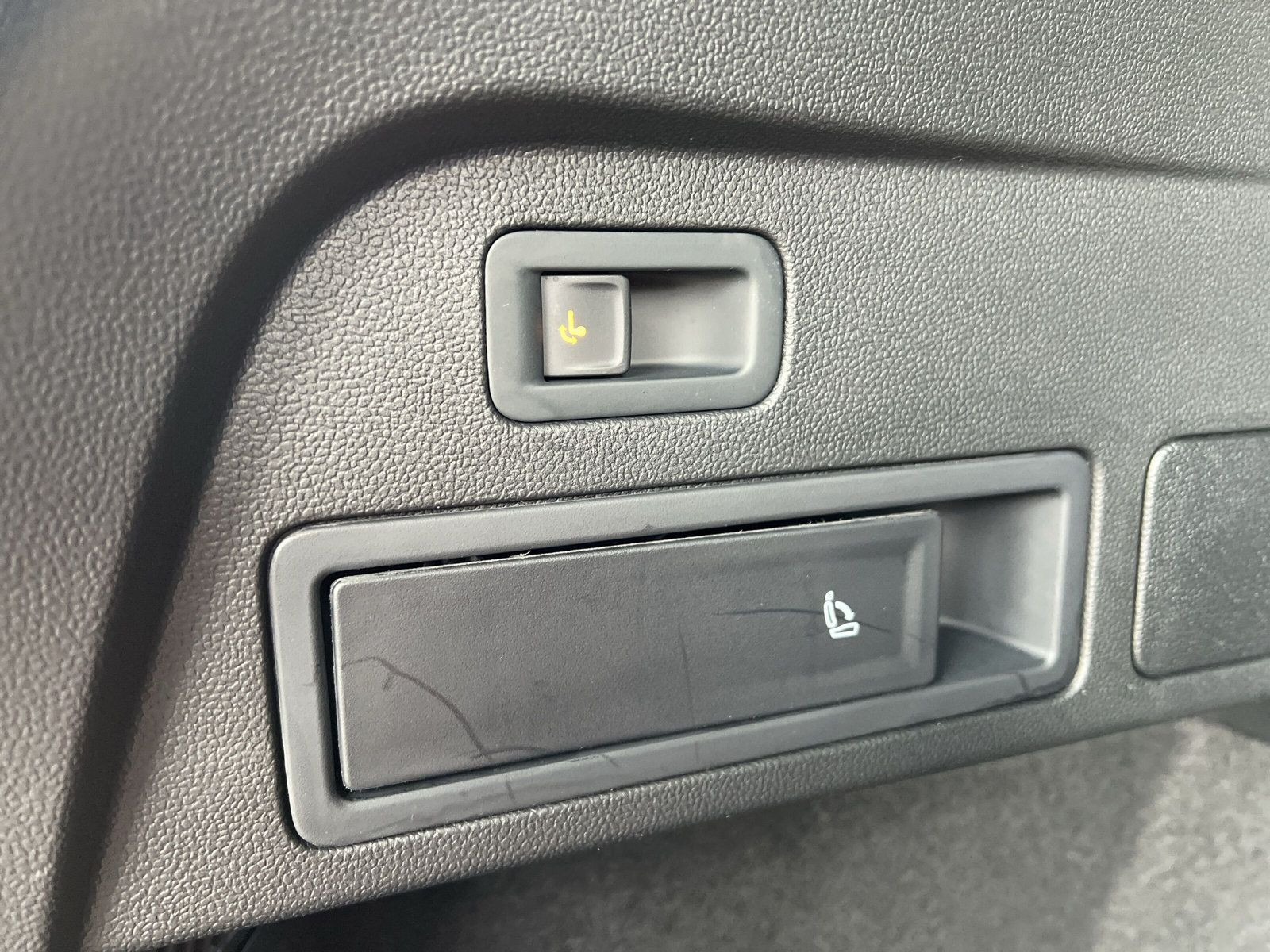 Volkswagen - Tiguan Allspace_25