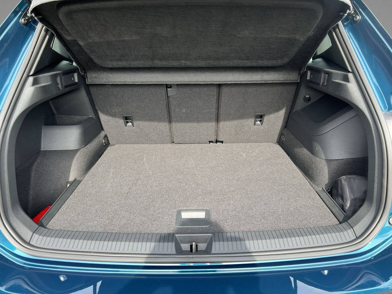 Volkswagen - Tiguan_12