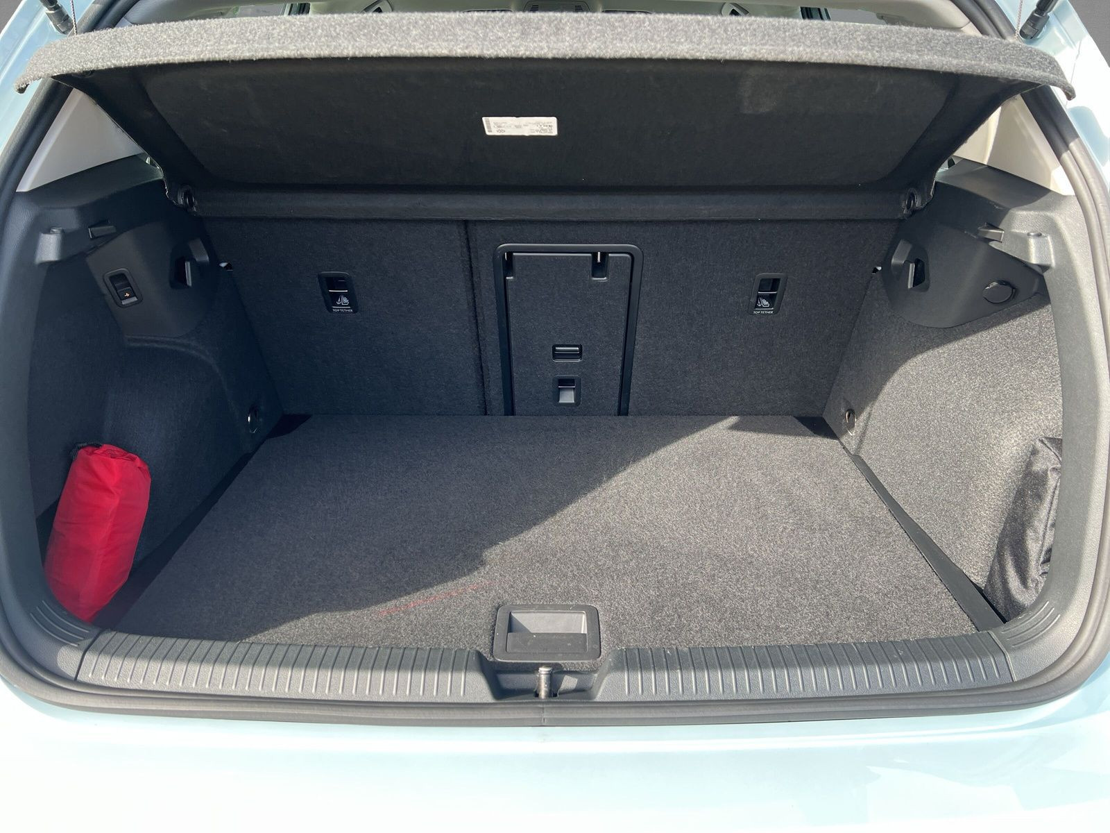 Volkswagen - Golf_12