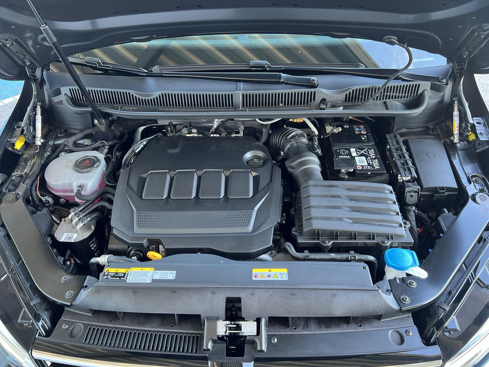 Volkswagen - Touran_35