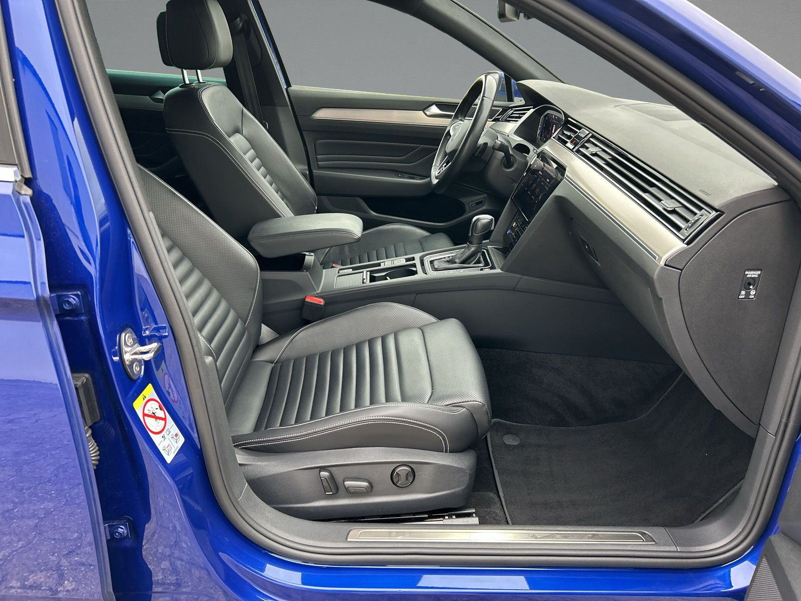 Volkswagen - Passat Variant_12