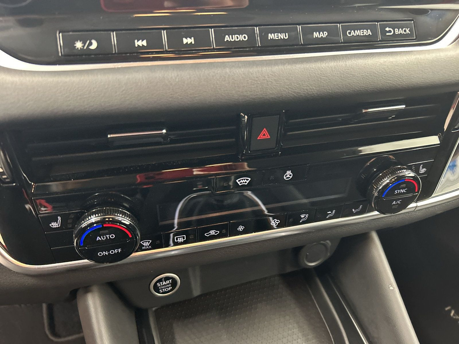 Nissan - Qashqai_16