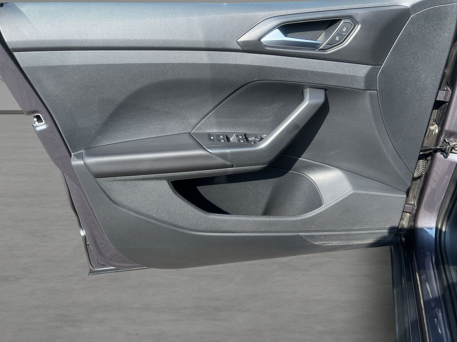 Volkswagen - T-Cross_23