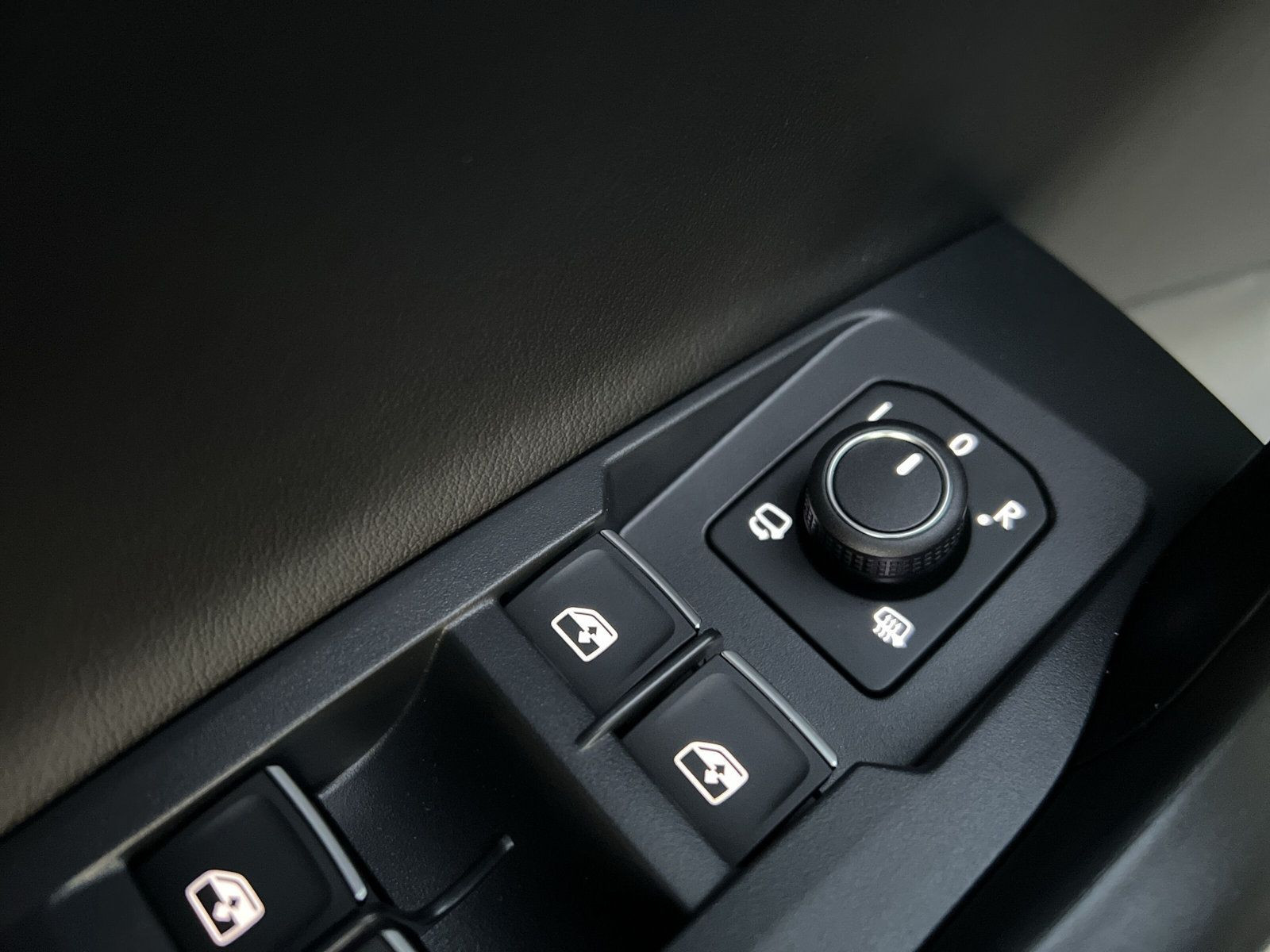 Volkswagen - T-Cross_27