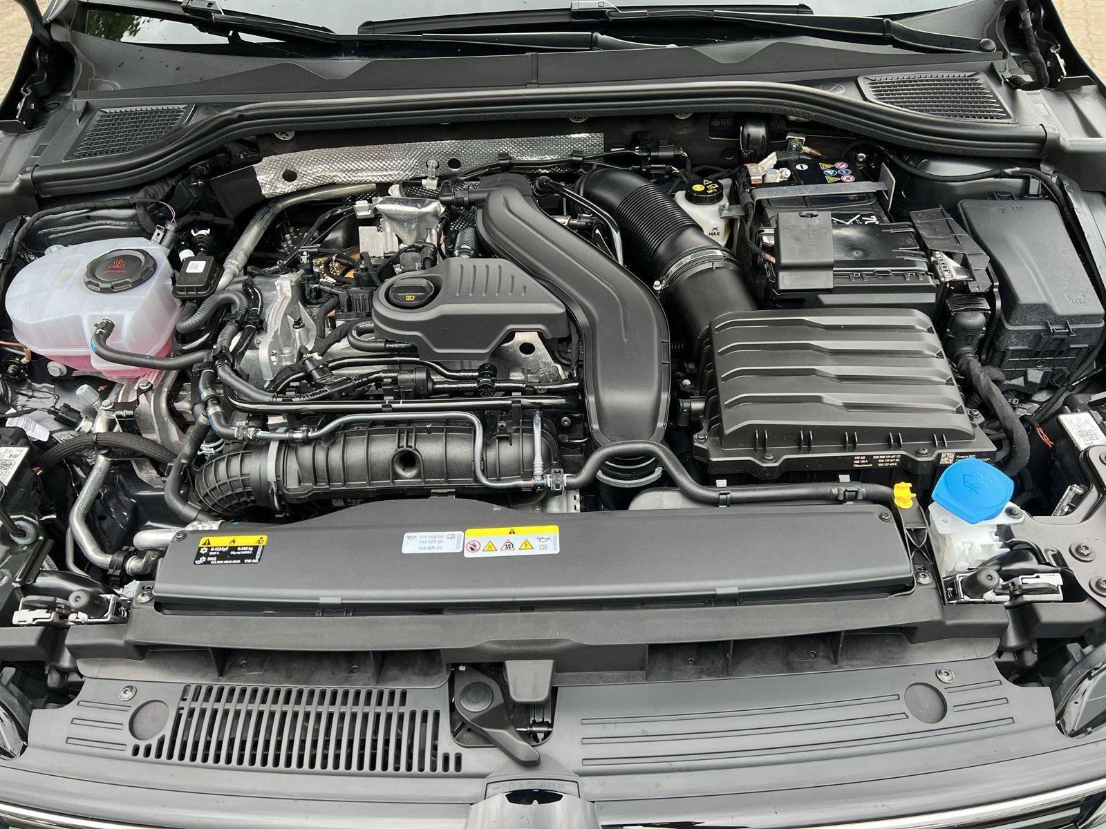 Volkswagen - Golf_27