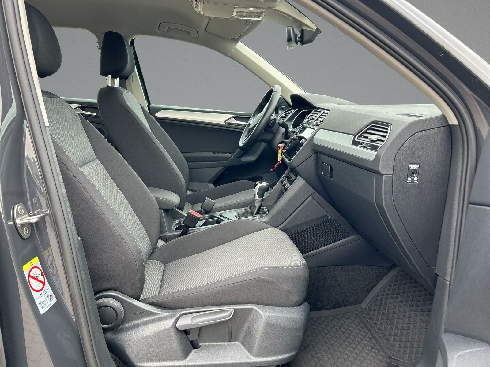 Volkswagen - Tiguan_12