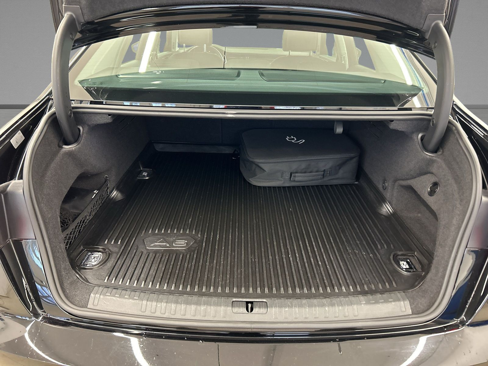 Audi - A6 Limousine_9