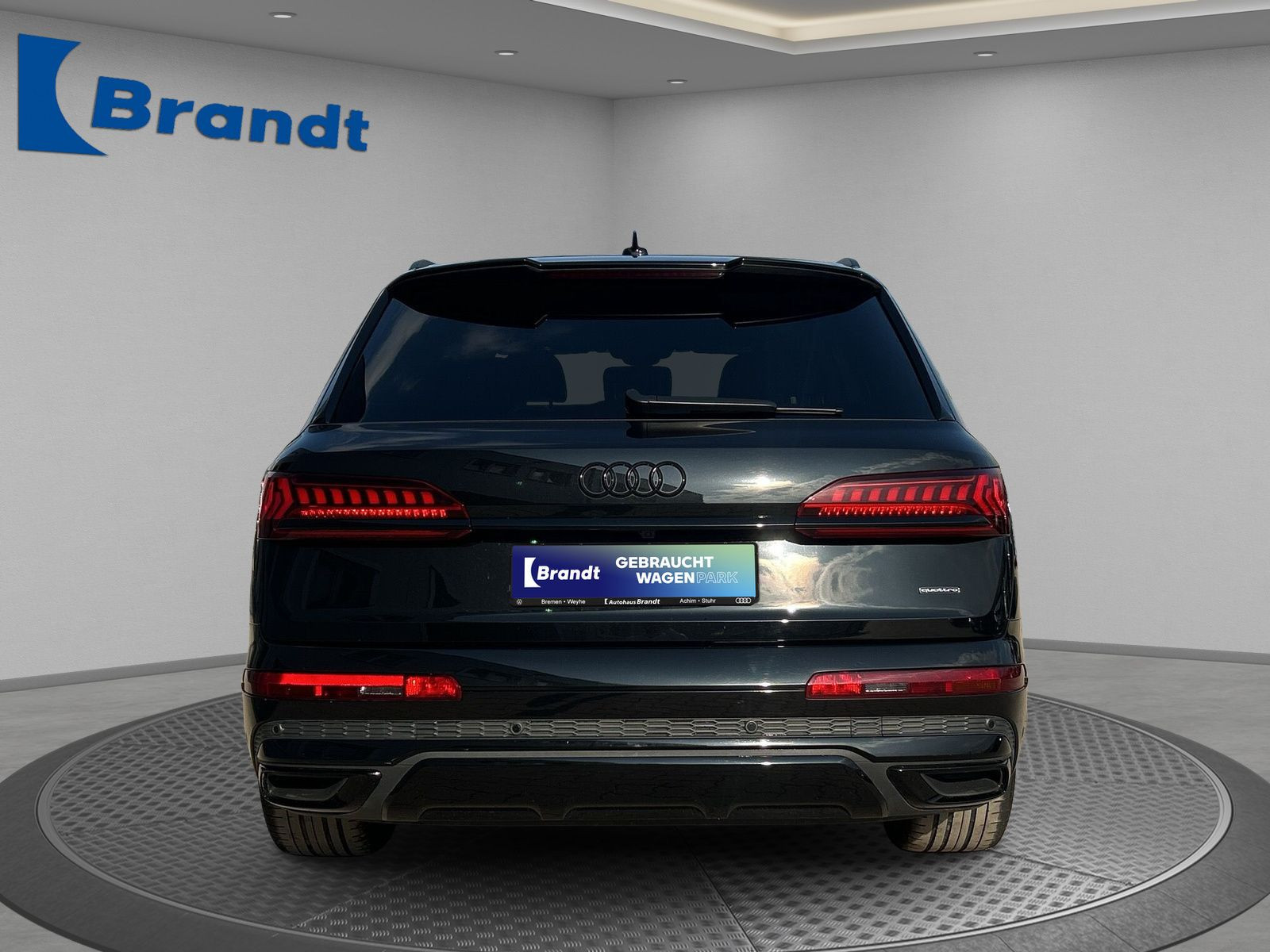 Audi - Q7_5