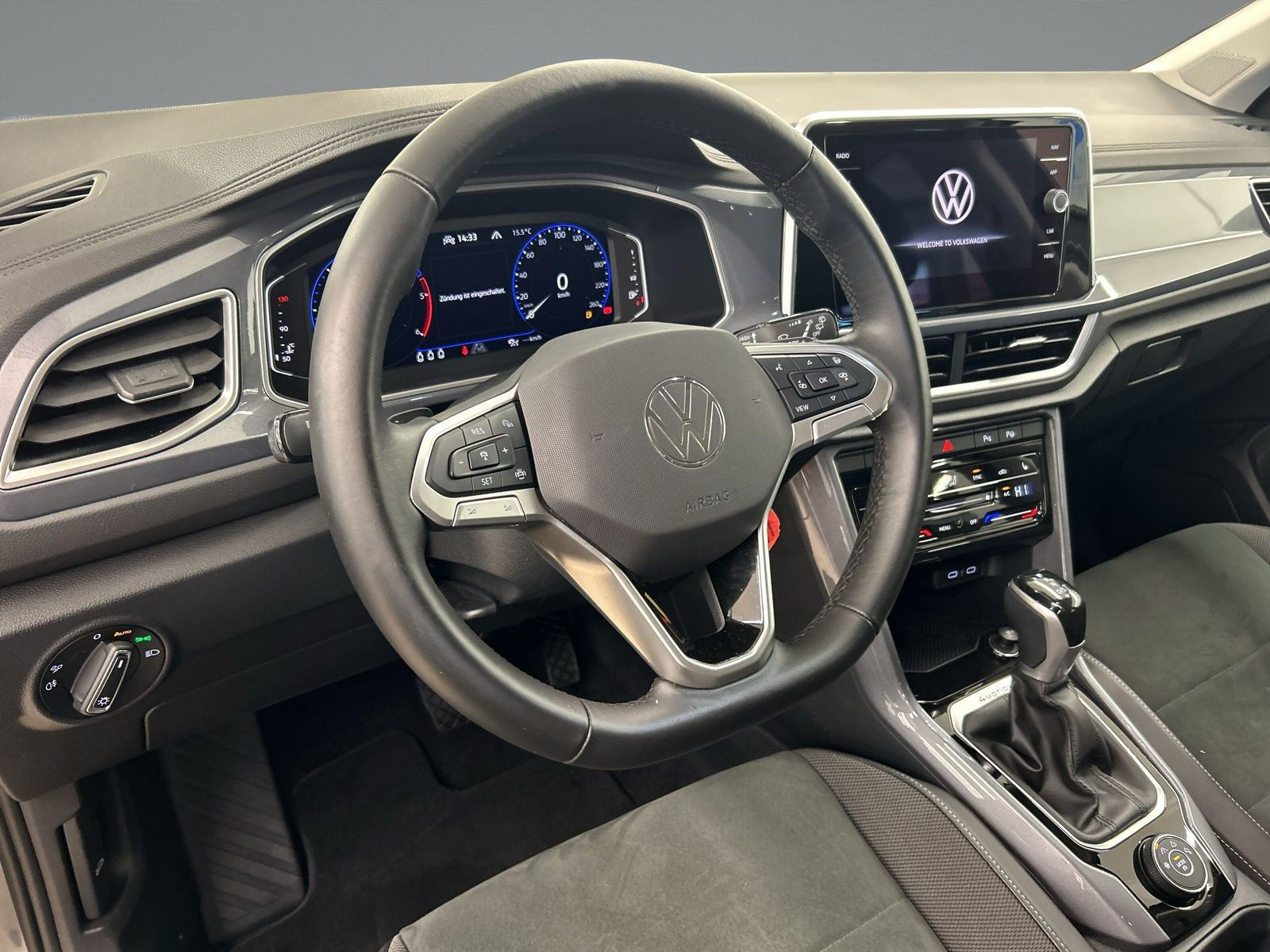 Volkswagen - T-Roc_7