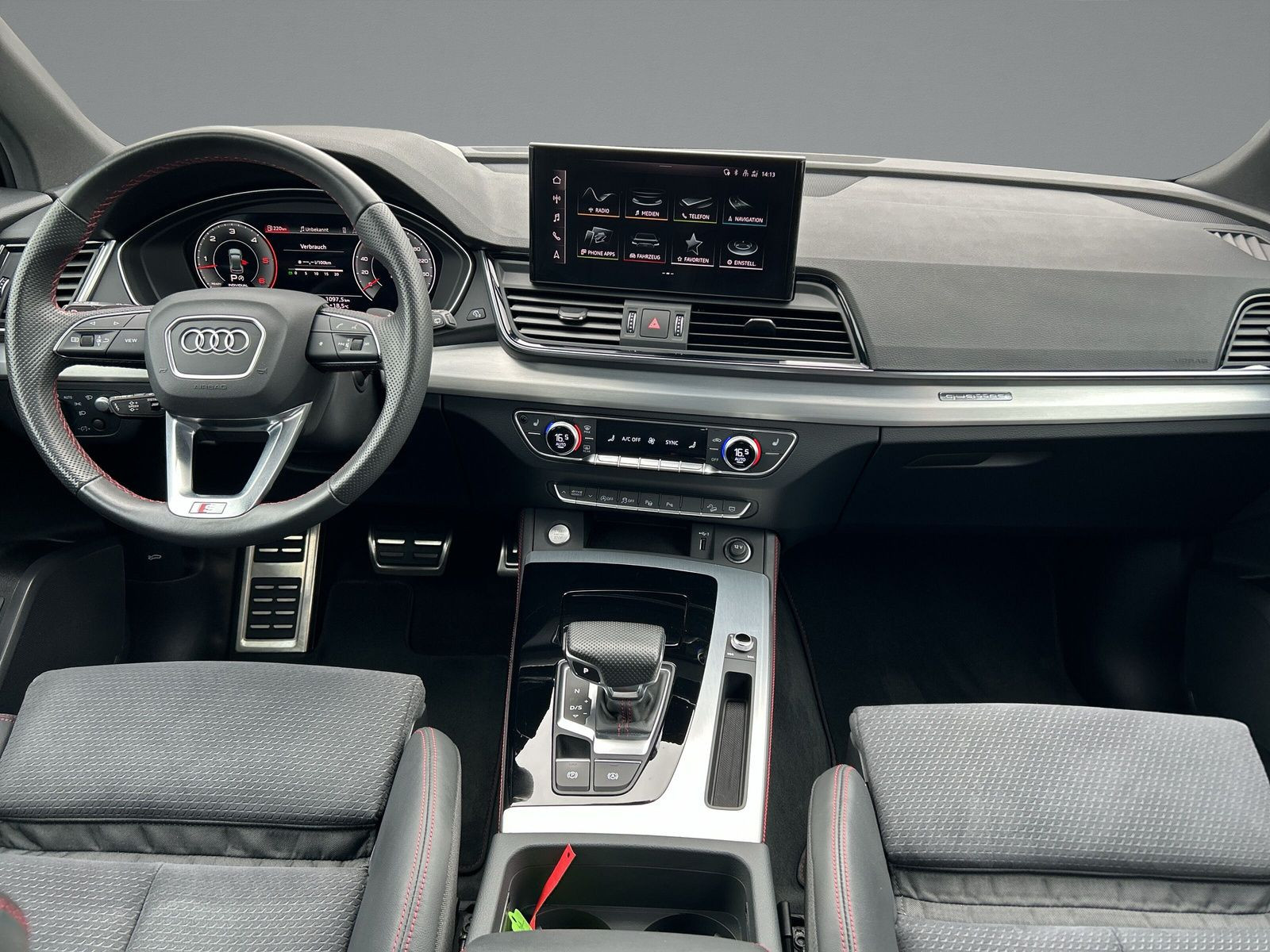 Audi - Q5_9
