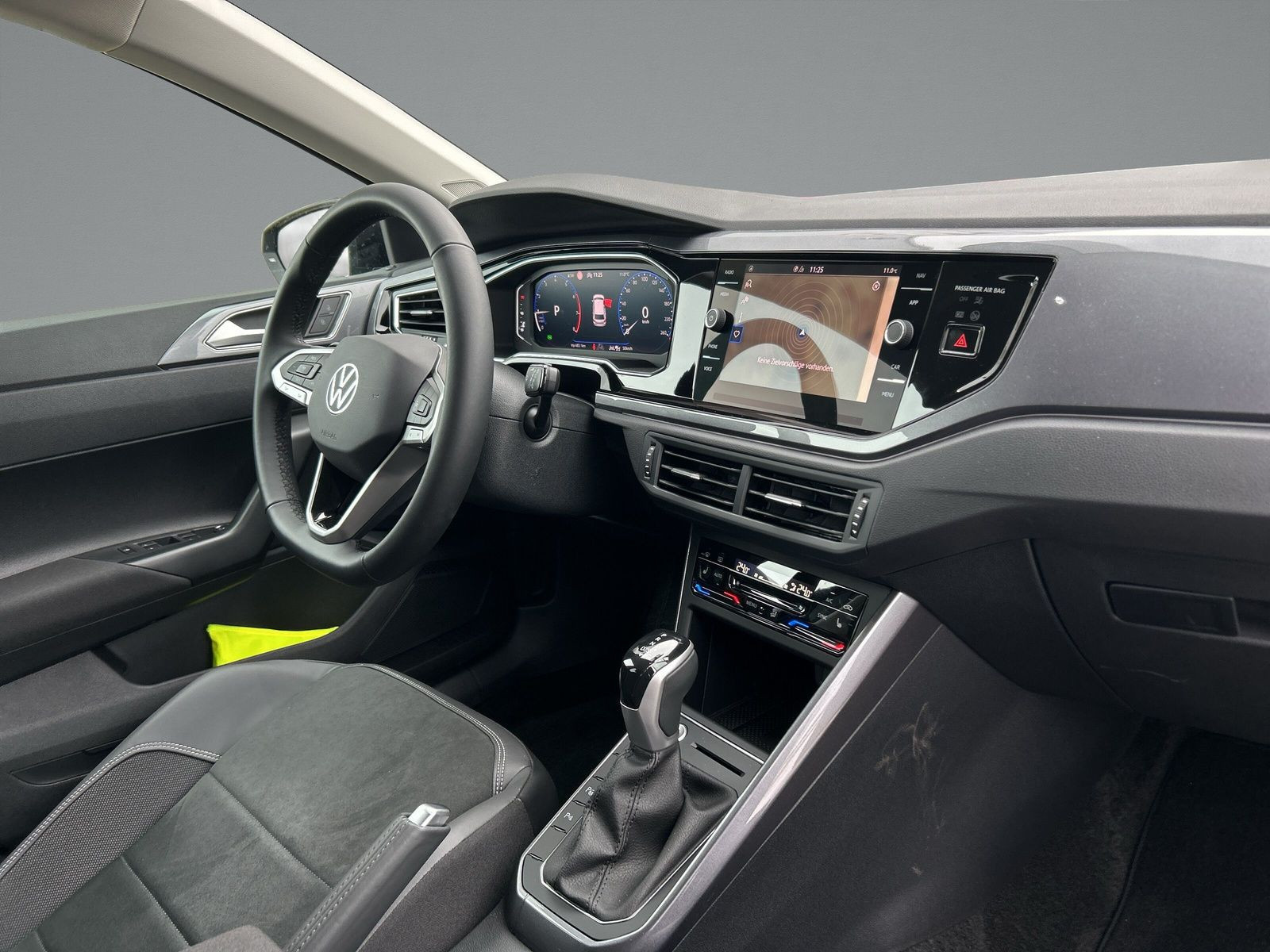 Volkswagen - Polo_14