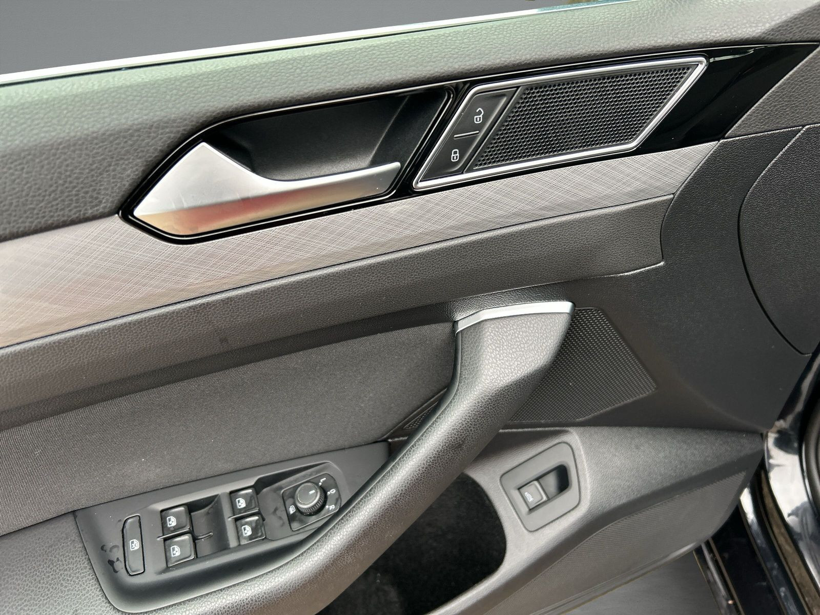 Volkswagen - Passat Variant_21