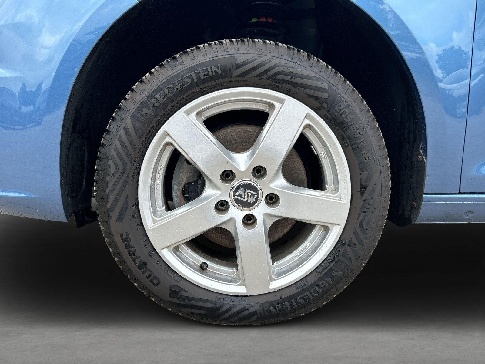 Volkswagen - {2372}_7