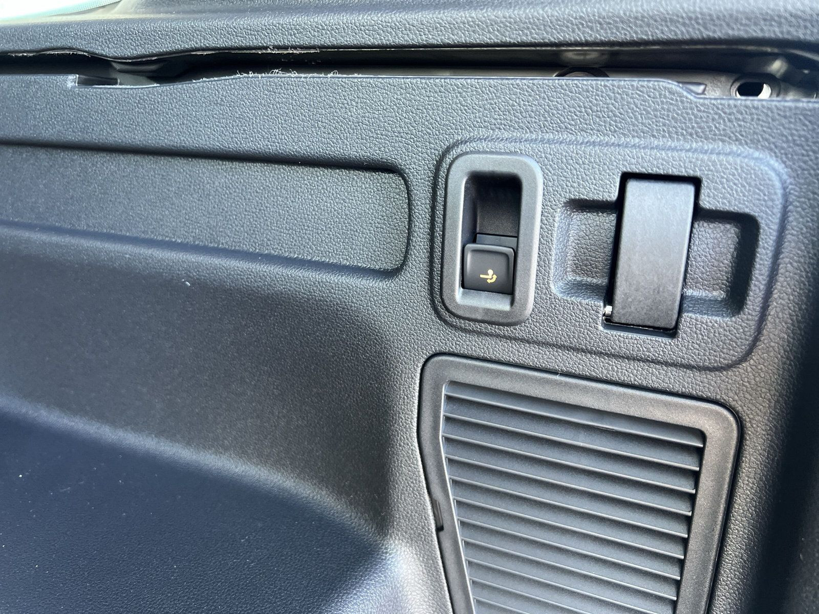 Volkswagen - Touran_31