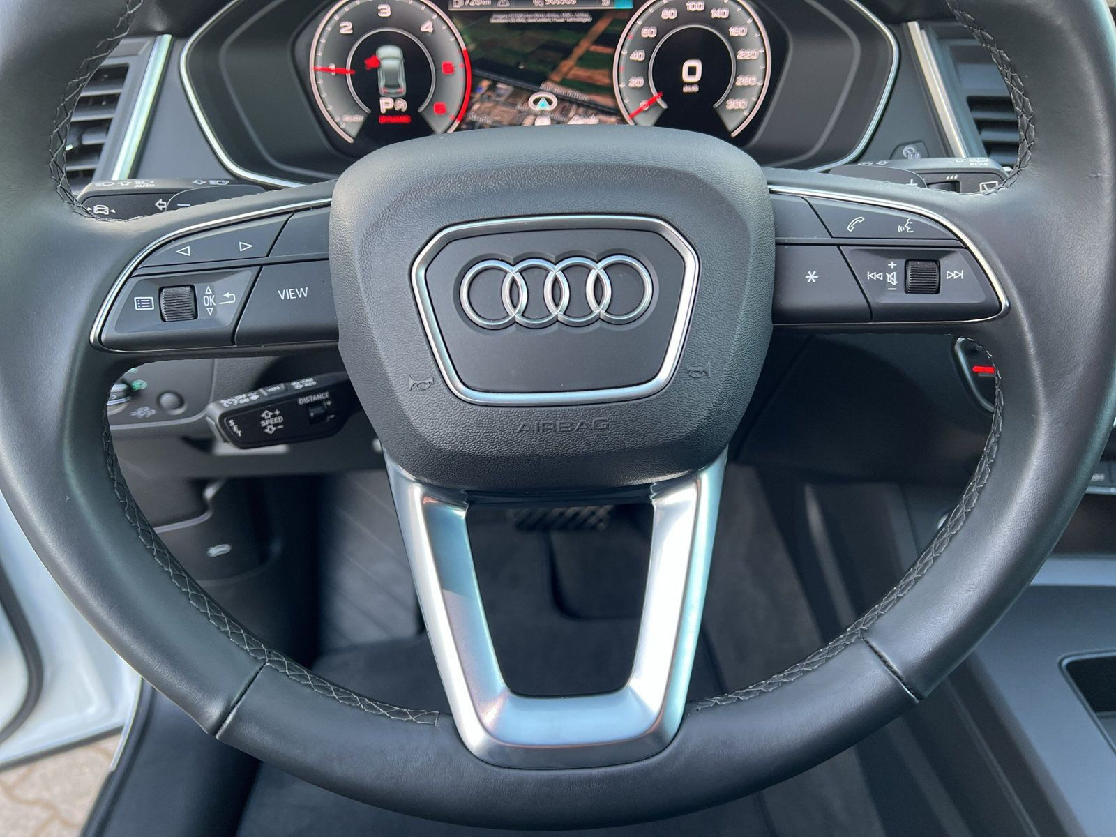 Audi - Q5_27