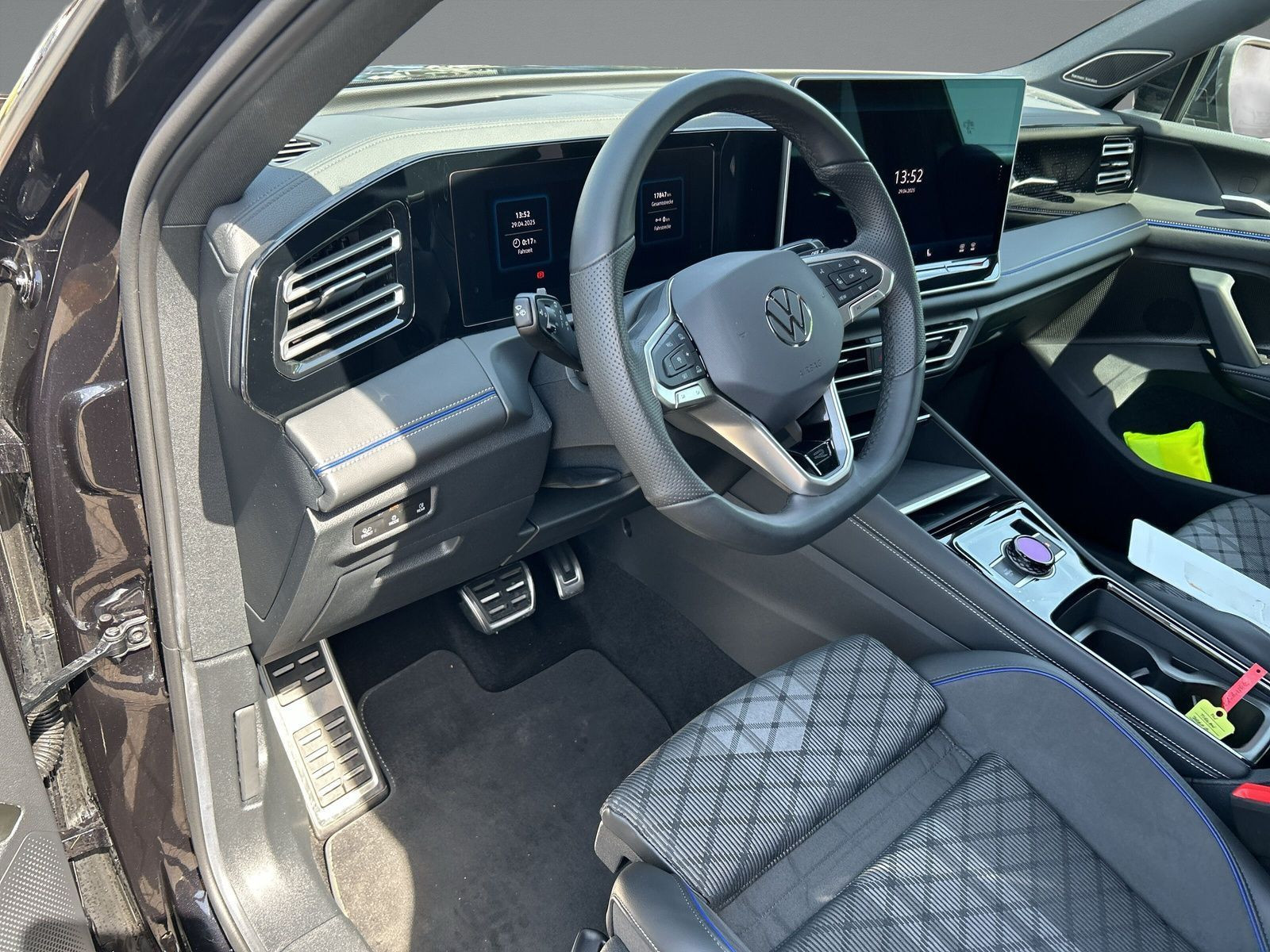 Volkswagen - Tiguan_9