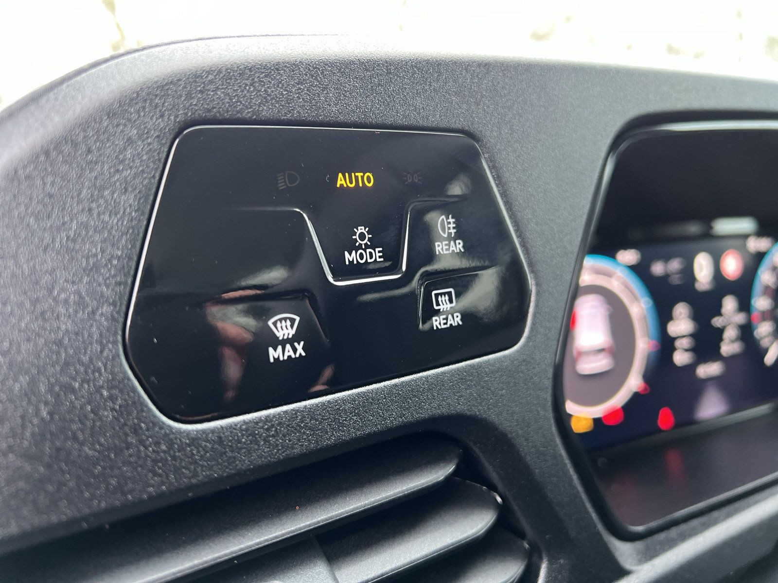 Volkswagen - Caddy_26