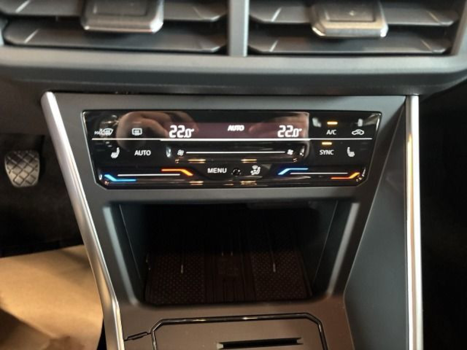 Volkswagen - Polo_16