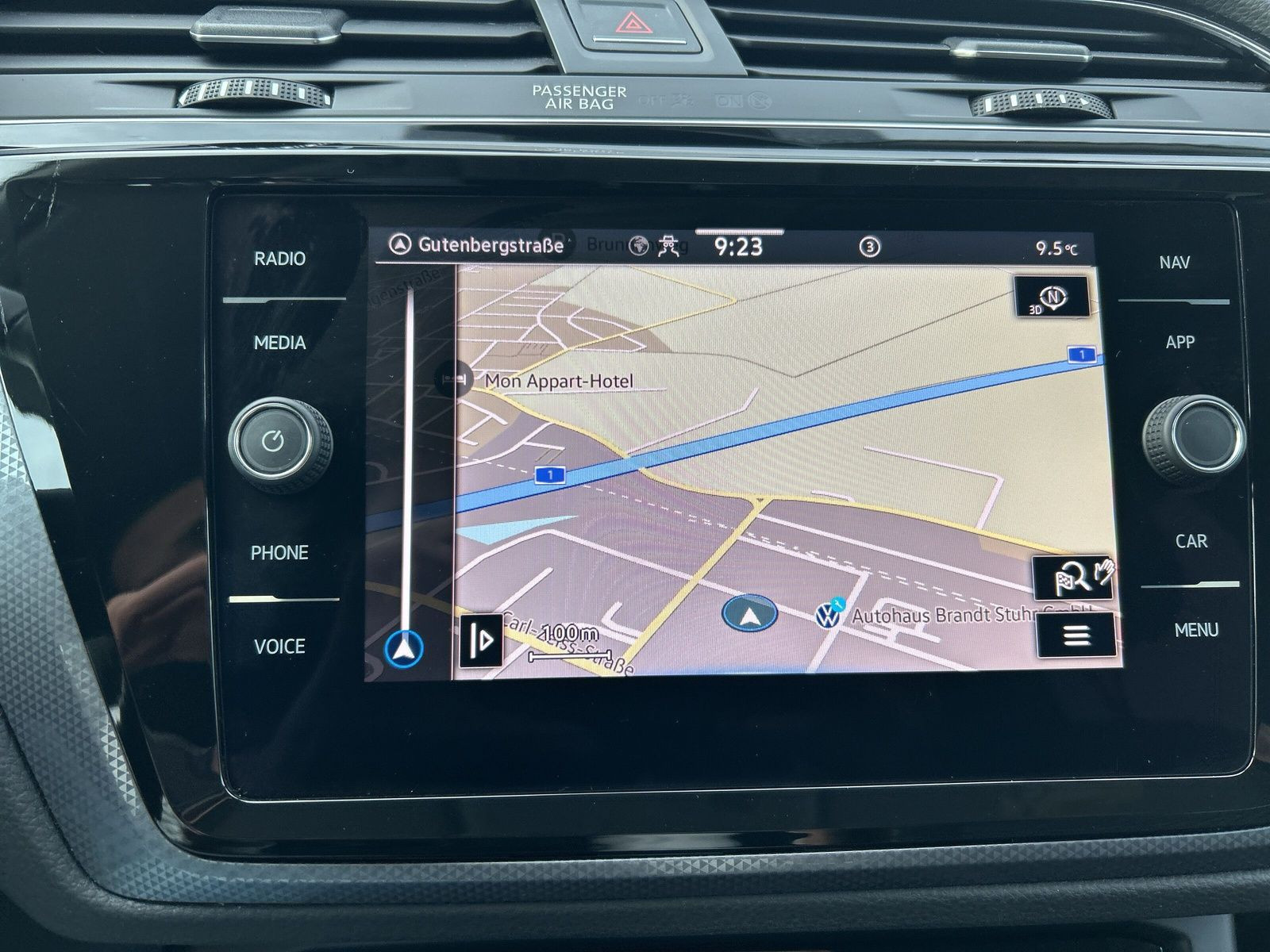 Volkswagen - Touran_19