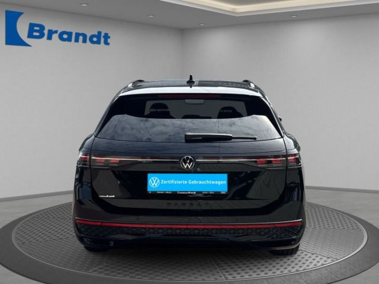 Volkswagen - Passat Variant_6