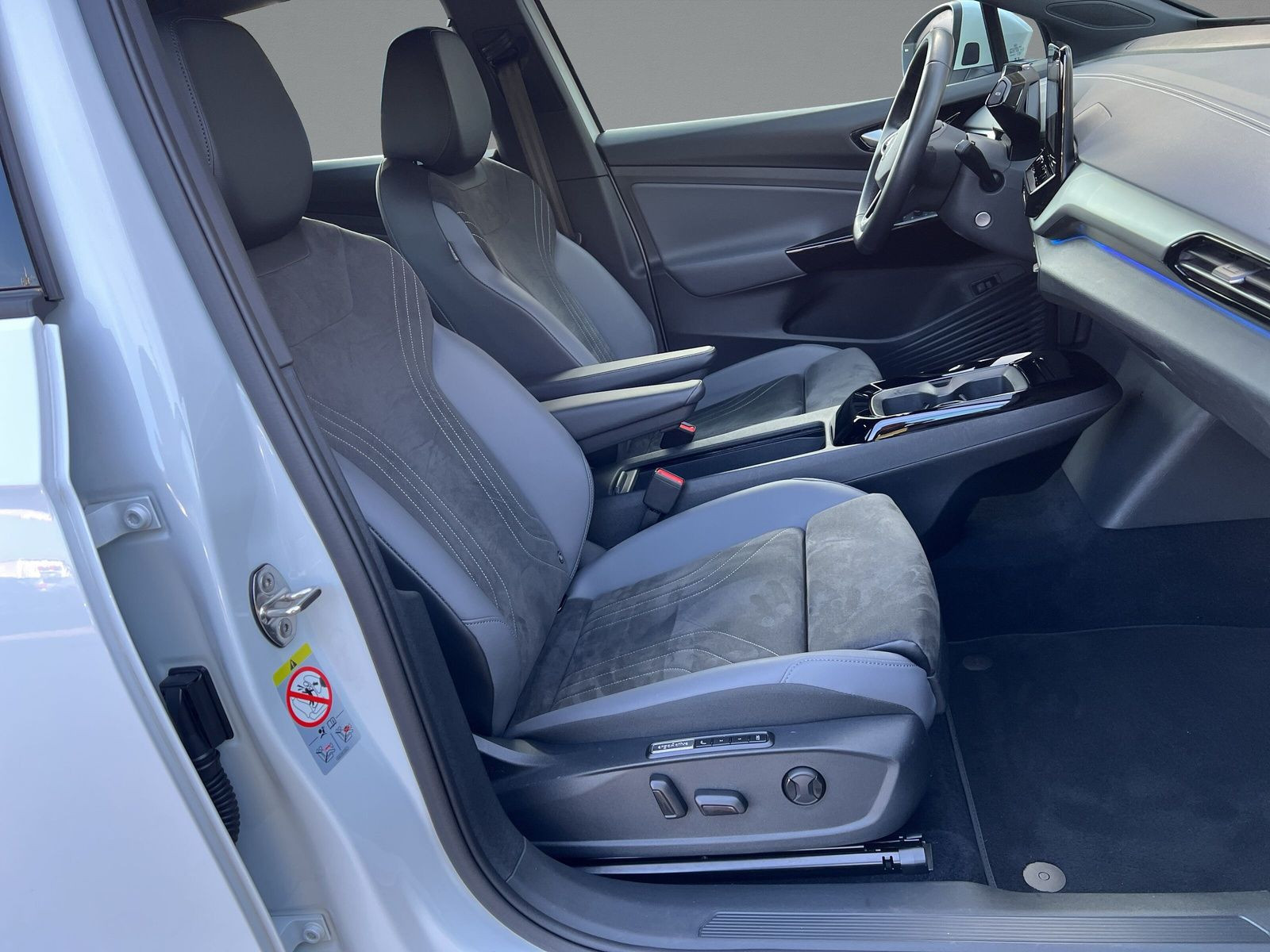 Volkswagen - ID.4_13