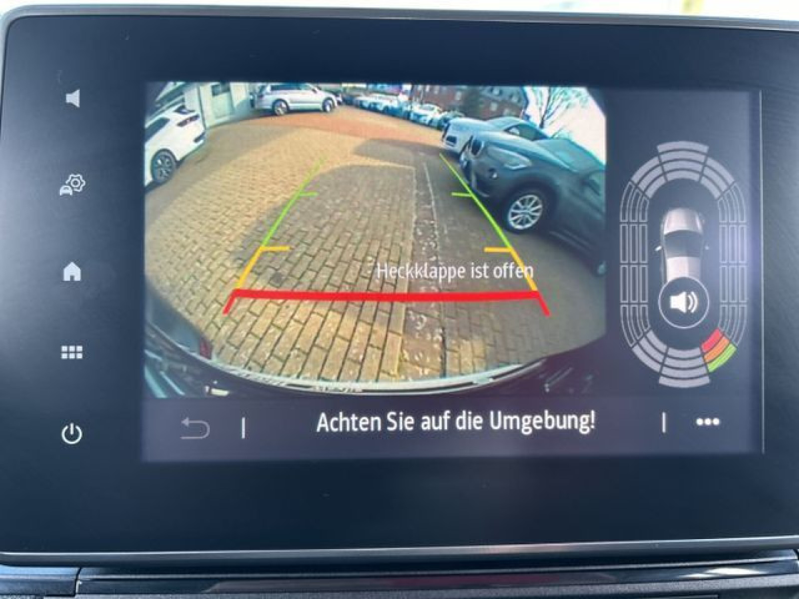 Nissan - Townstar_22