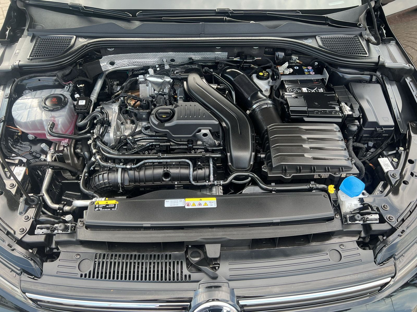 Volkswagen - Golf_29