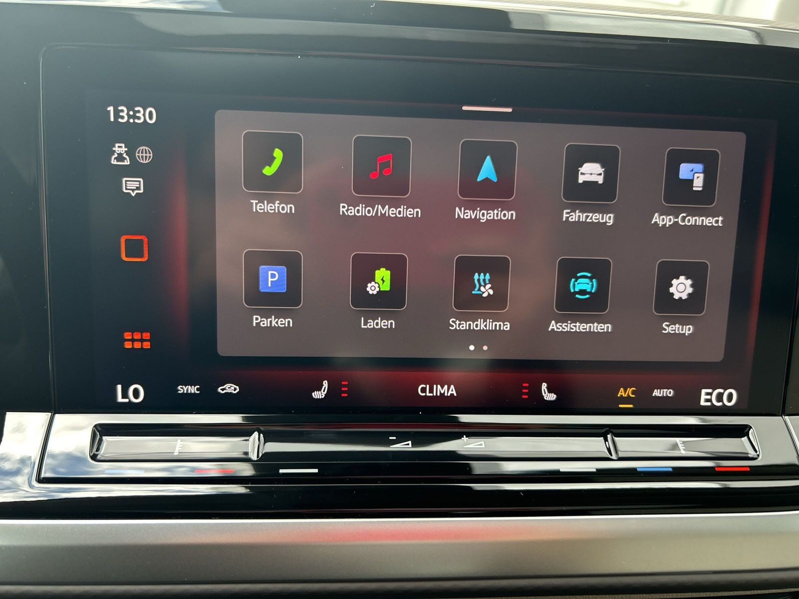 Volkswagen - Multivan_19