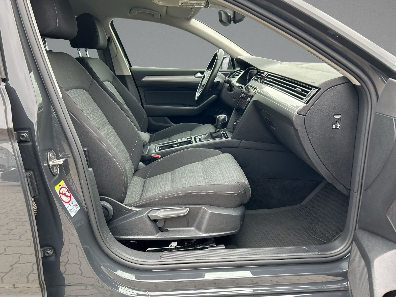 Volkswagen - Passat Variant_12