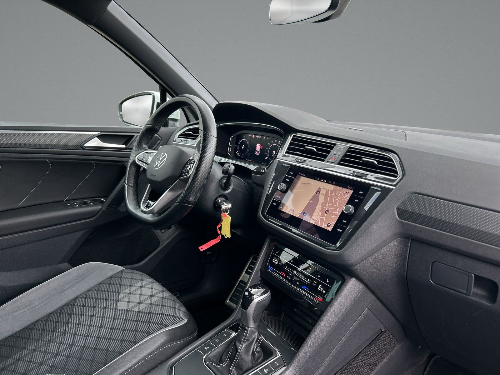 Volkswagen - Tiguan_14