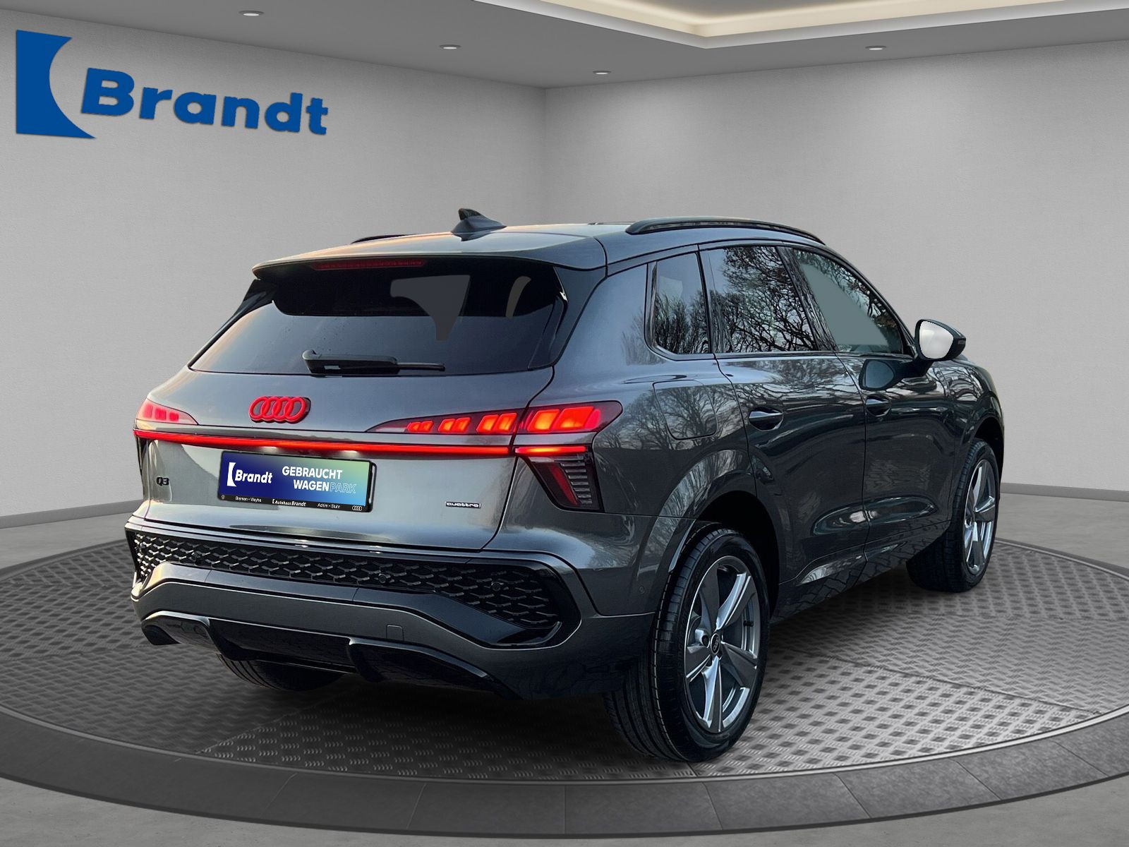 Audi - Q3_3