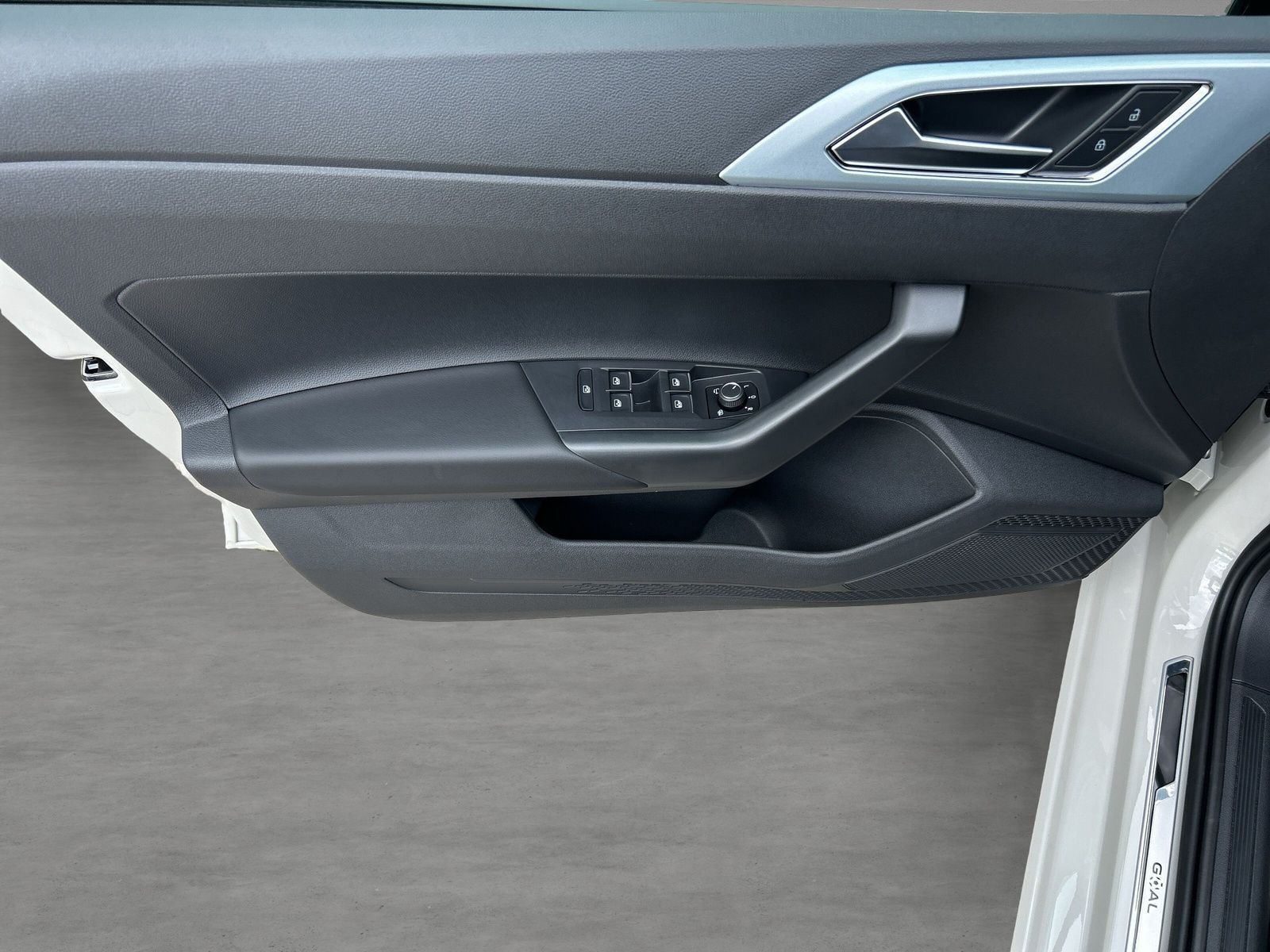 Volkswagen - Polo_23