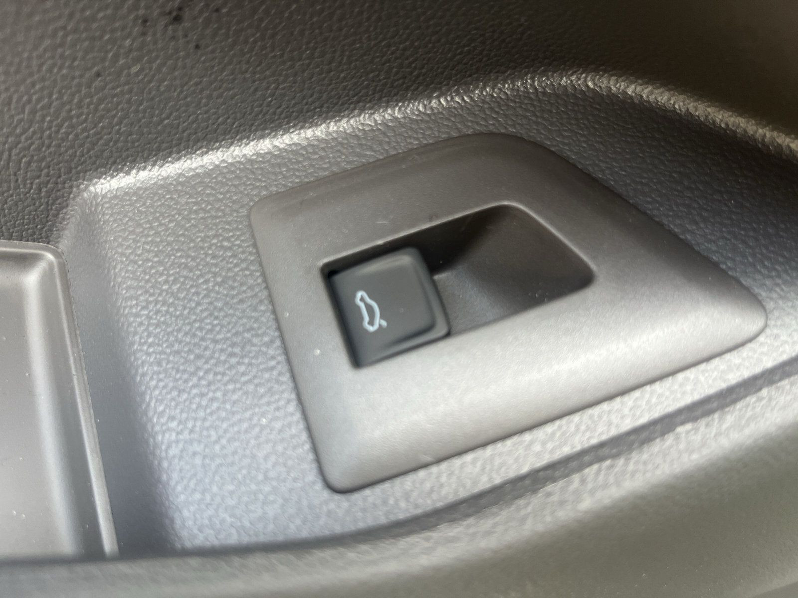 Volkswagen - T7 Multivan_24