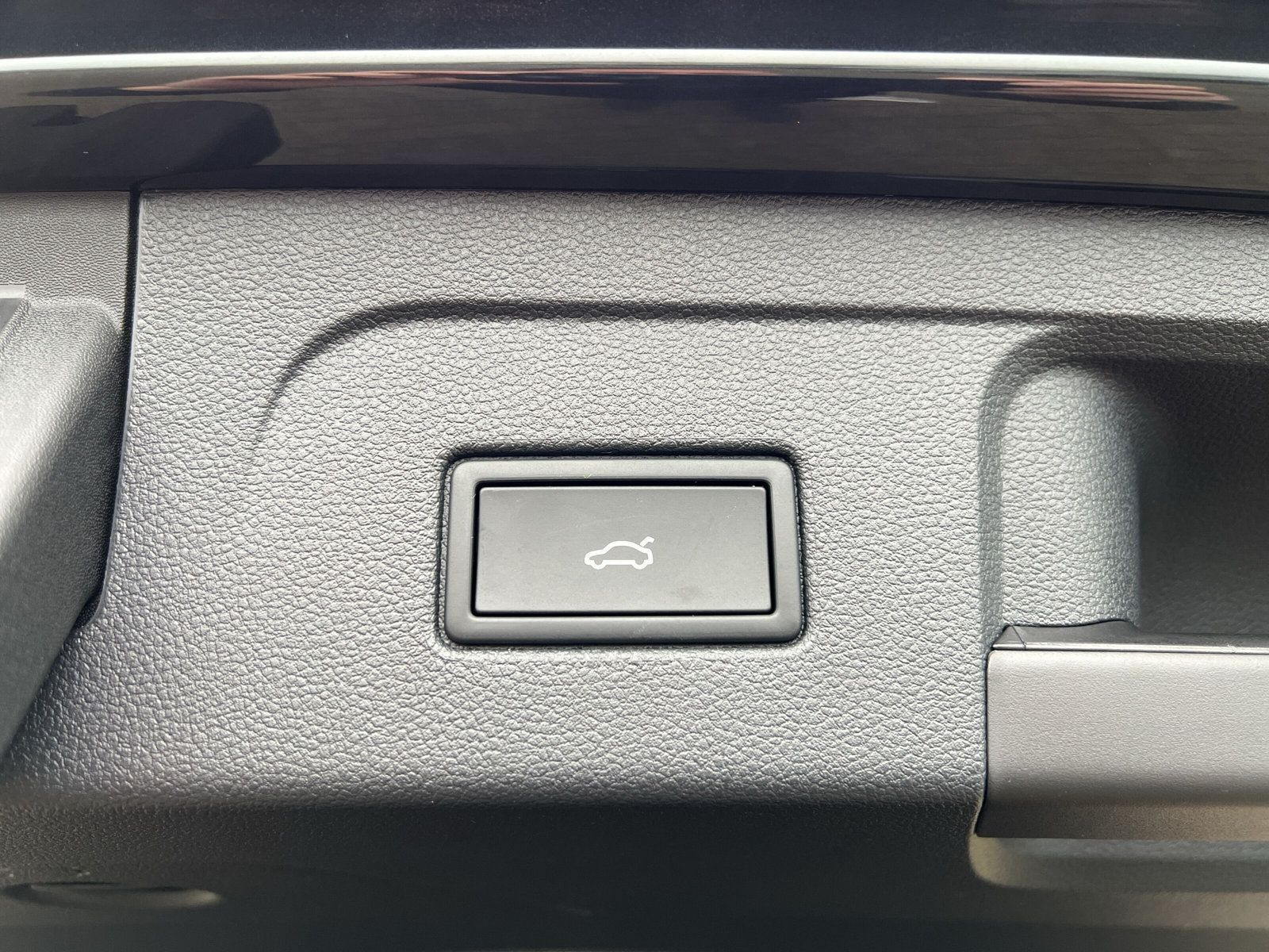 Volkswagen - Touran_24