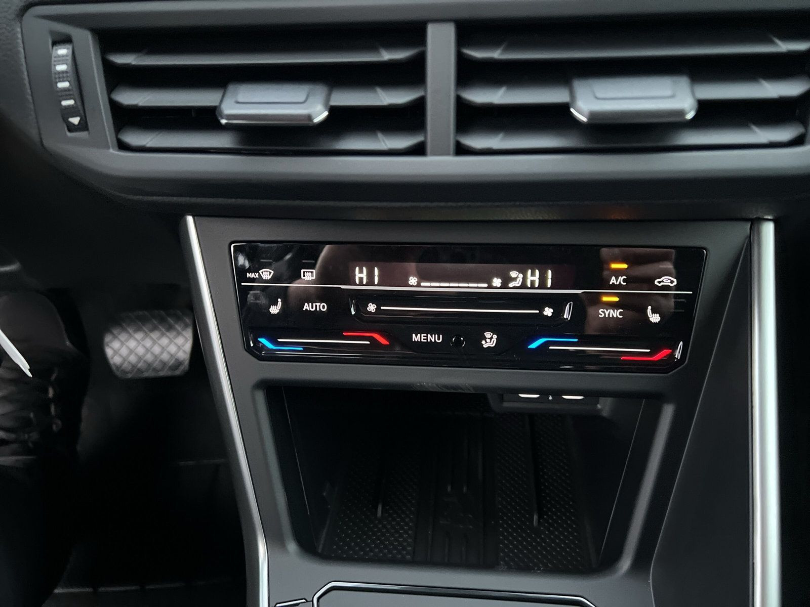 Volkswagen - Polo_19