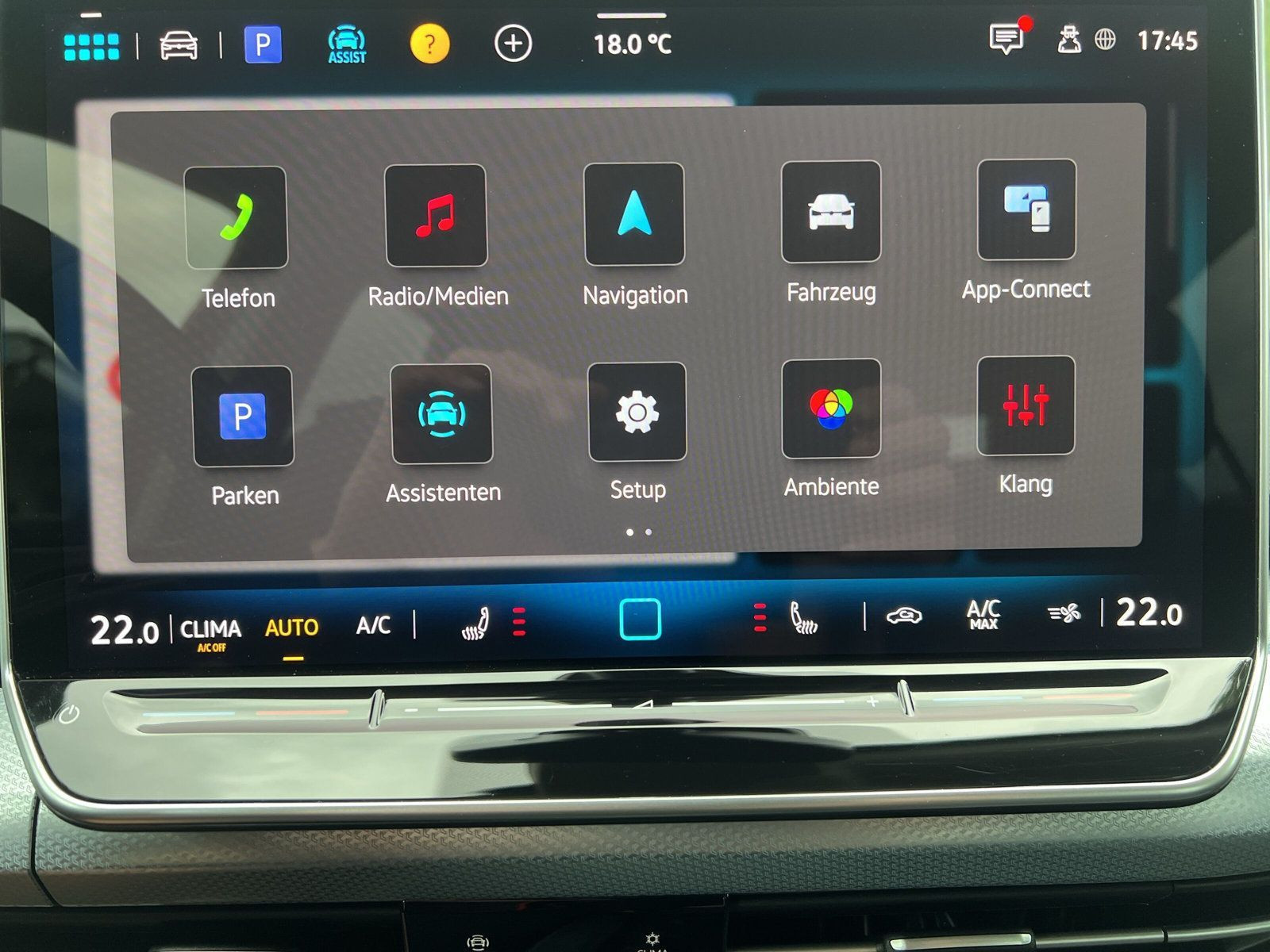 Volkswagen - Golf_23