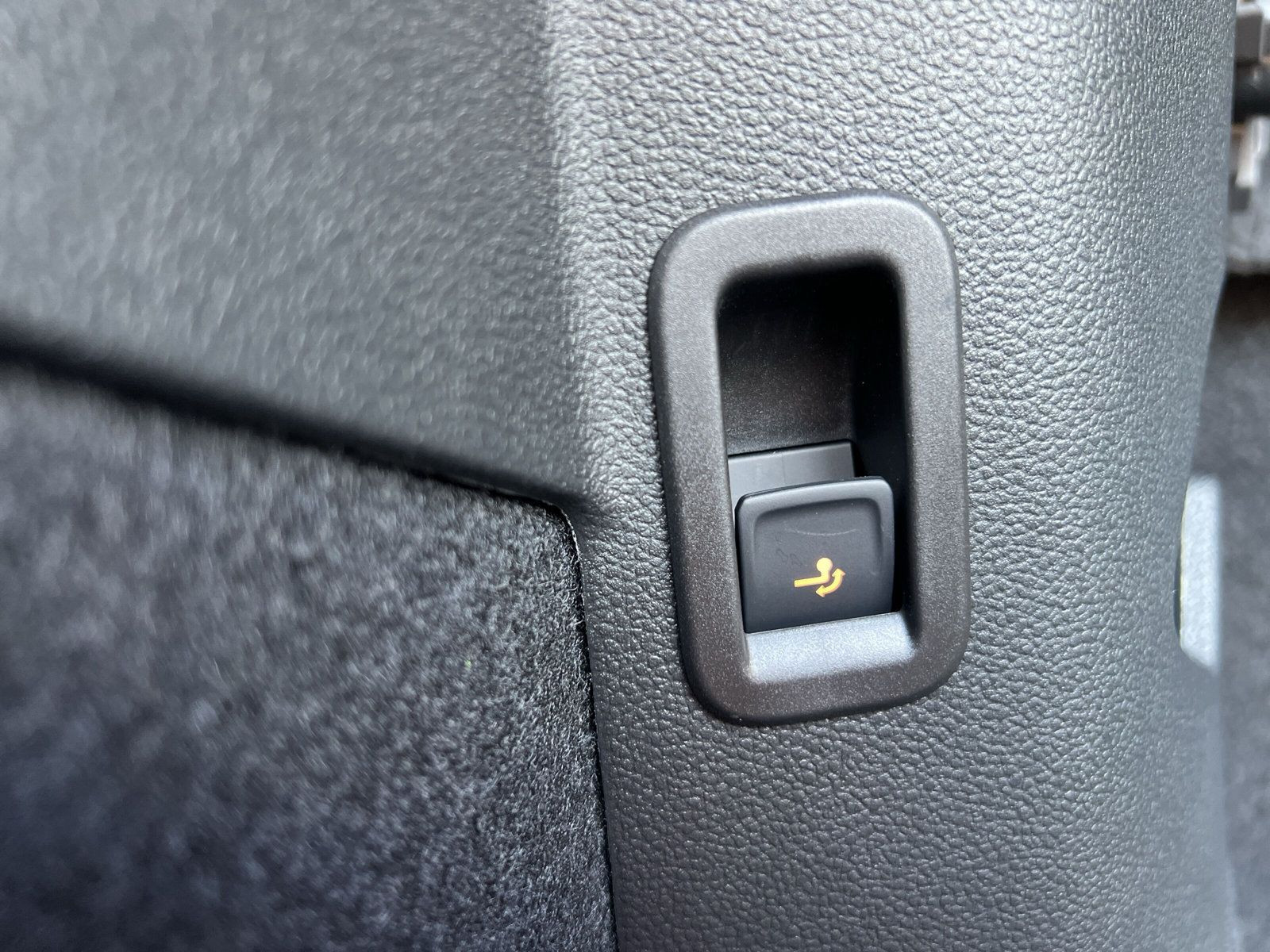 Volkswagen - Golf_27