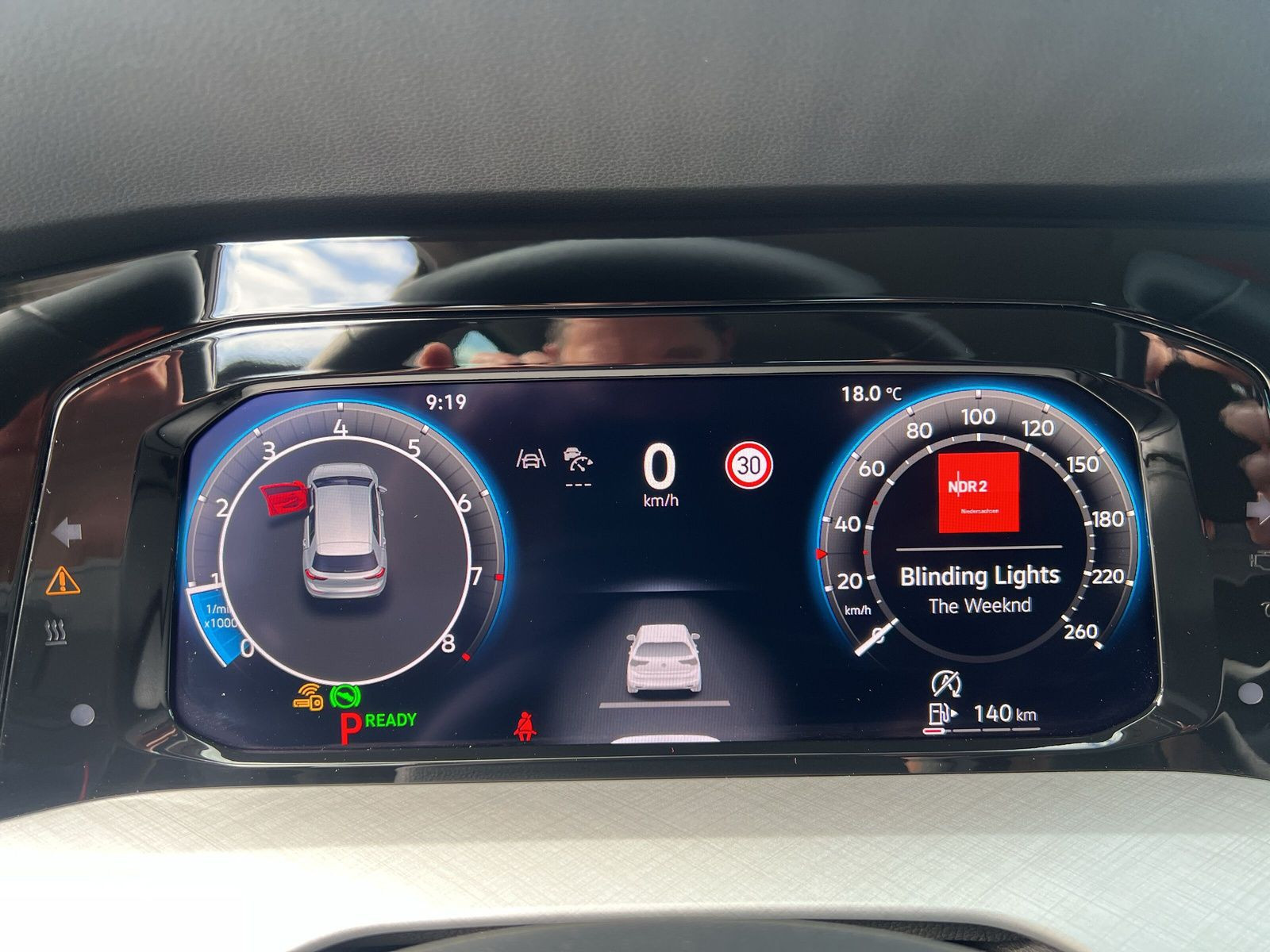 Volkswagen - Golf_22