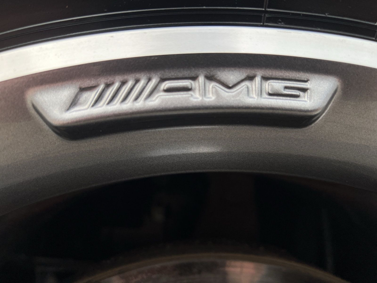 Mercedes-Benz - GLE 400_33