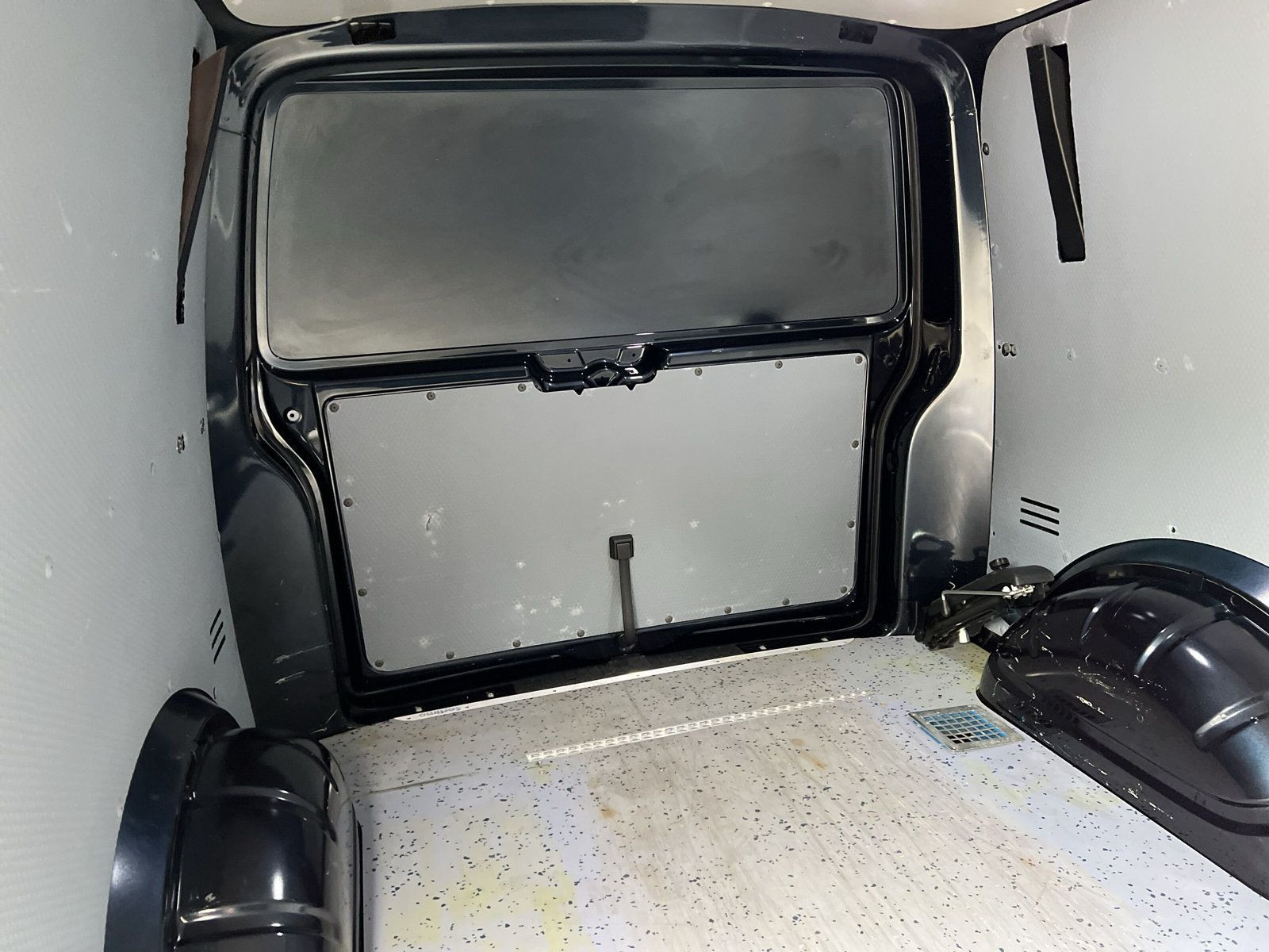 Volkswagen - T6.1 Transporter_30