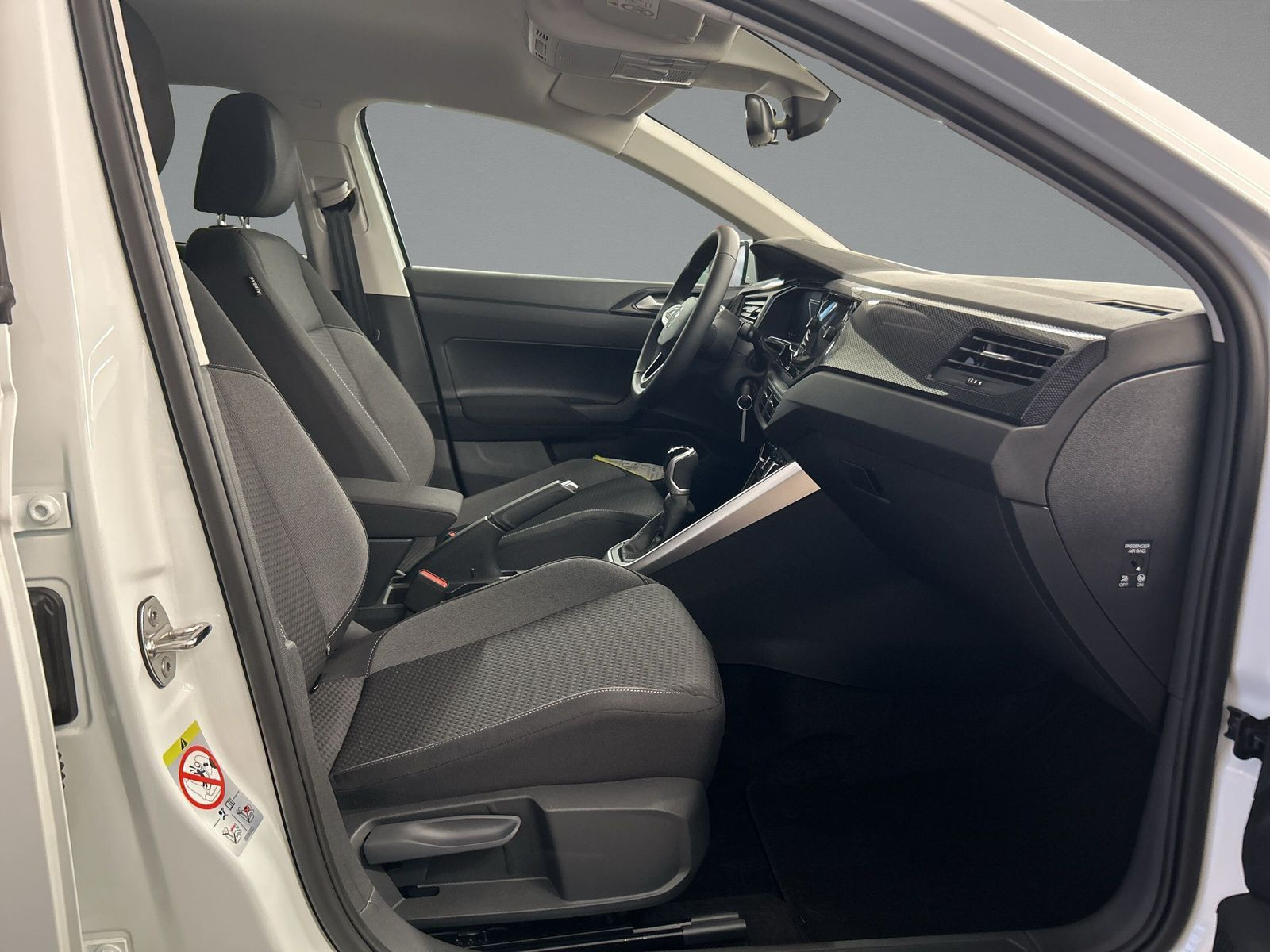 Volkswagen - Polo_12
